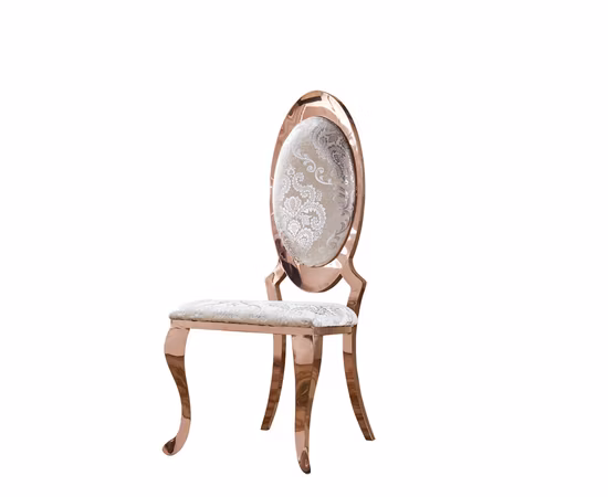 Classico matrimonio d'oro, elegante festa in noleggio con sedia in metallo di alta qualità